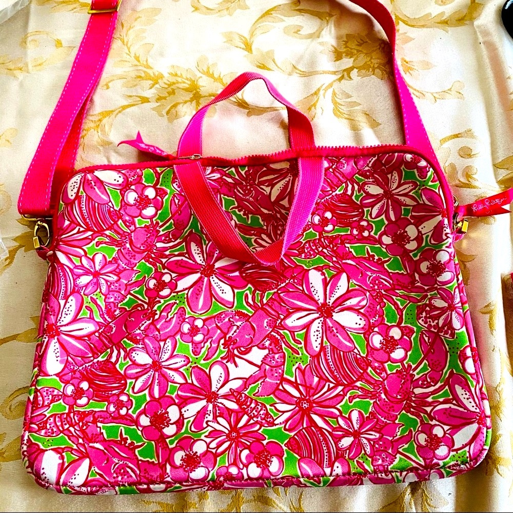 Lilly Pultizer Laptop zip bag! ADORABLE!